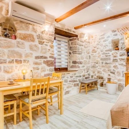 Kotor Bagus - Cozy Boutique Old Town Studio With Seaview Terrace Eksteriør billede