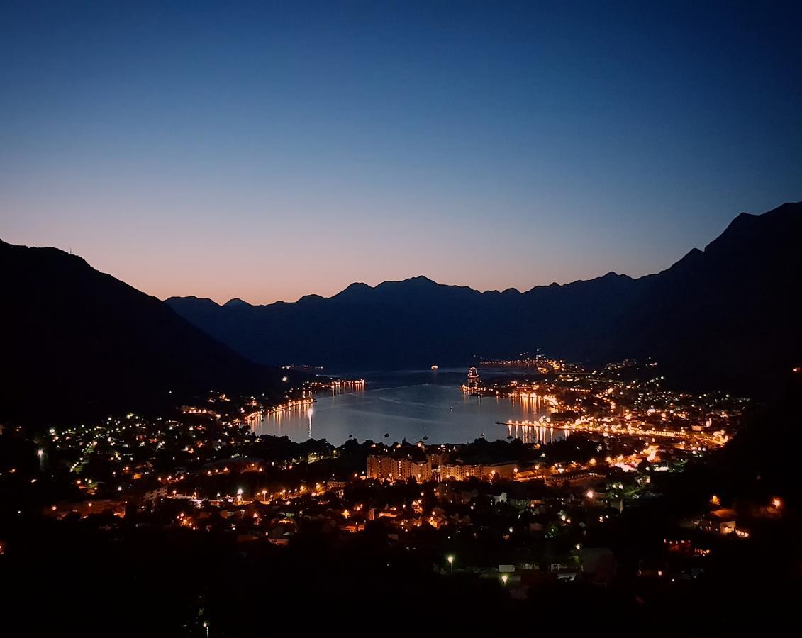 Kotor Bagus - Cozy Boutique Old Town Studio With Seaview Terrace Eksteriør billede